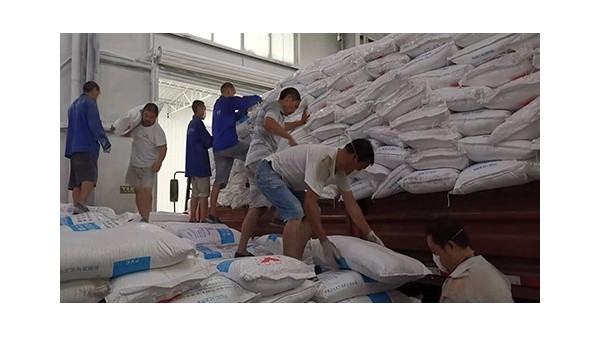 太萌公司每天都有员工默默付出为公司争创效益